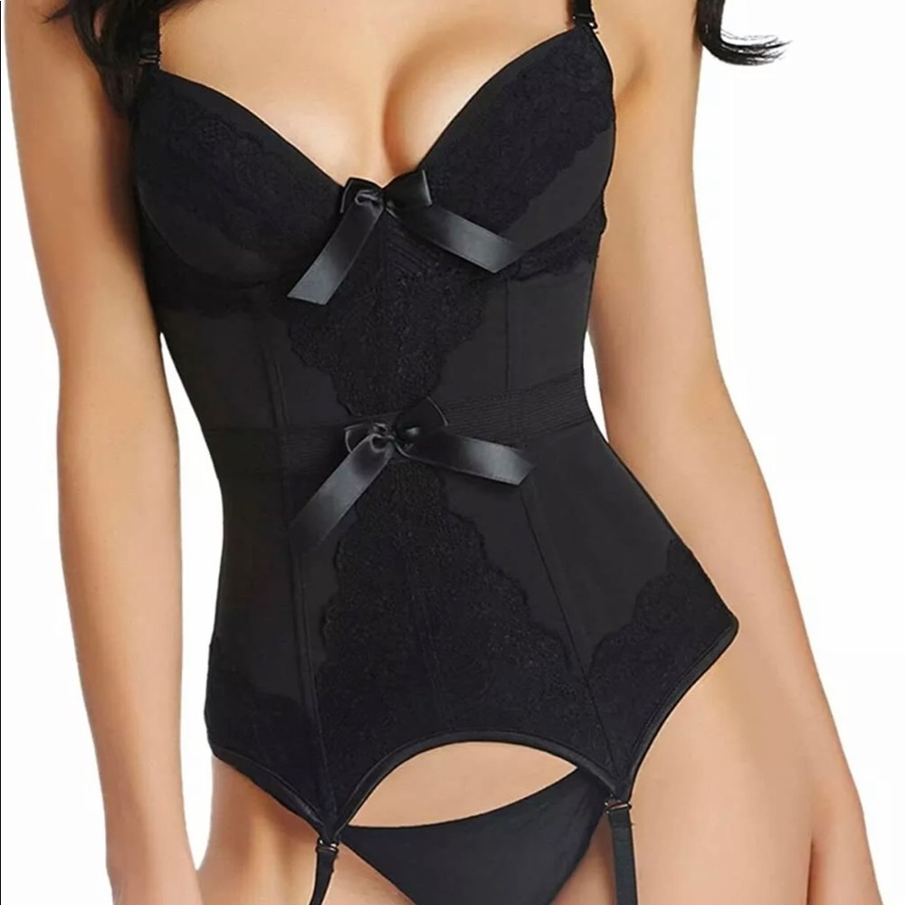 Black bustier corset with garters NWT